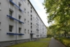 60er Jahre Bau im grünen Potsdam! - Aussenansicht-Straßenseite