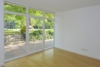 Schlafen mit Masterbad - Frisch renovierte Terrassenwohnung mit großem Gemeinschaftsgarten zum Selbstbezug