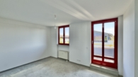 Schlafzimmer - 2-Zimmer-Dachgeschoss-Wohnung mit zwei Terrassen und Tiefgaragenstellplatz