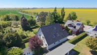 Aufsicht Einfamilienhäuser - Nordisches Ferienhaus mit Komfort & Qualität – stilvoll und nachhaltig