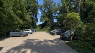 10_Stellplatzbereich_Hof - Großzügige Wohnung in Potsdam: 3 Zimmer, Balkon & Stellplatz