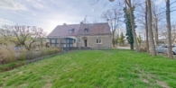 Vor dem Haus - Sanierungsbedürftige Doppelhaushälfte mit großem Garten in Bornim