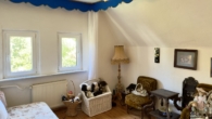 Schlafzimmer 1 - EFH mit zusätzlichem Bungalow, weiterem Baufeld am Wald in Potsdam
