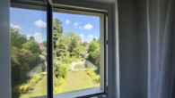 Ausblick Schlafzimmer 1 - EFH mit zusätzlichem Bungalow, weiterem Baufeld am Wald in Potsdam