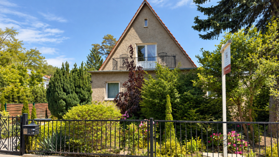 Real Estate Title Image Background