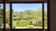 Ausblick Zimmer 1 - Wohnen wie im Reihenhaus – mit Terrasse, Souterrain und Grünblick