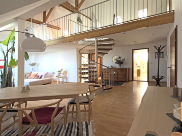 bezugsfreie DG Wohnung in Babelsberg in bester Lage mit Aufzug, 14482 Potsdam, Dachgeschosswohnung