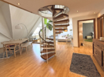 Wendeltreppe - Einzigartige Galeriewohnung über den Dächern der Stadt