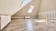 Arbeits-:Gäste- oder Hobbyzimmer - Großzügige Dachgeschosswohnung in begehrter Lage von Potsdam Eiche