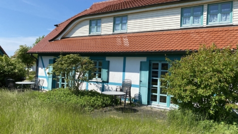 5 Ferienwohnungen – 1 Haus – 10 Gehminuten vom Strand, 18556 Dranske - Insel Rügen, Mehrfamilienhaus