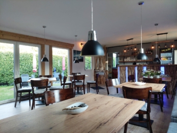 75 m² Restaurante & 3 Ferienwohnungen, 18565 Vitte, Haus